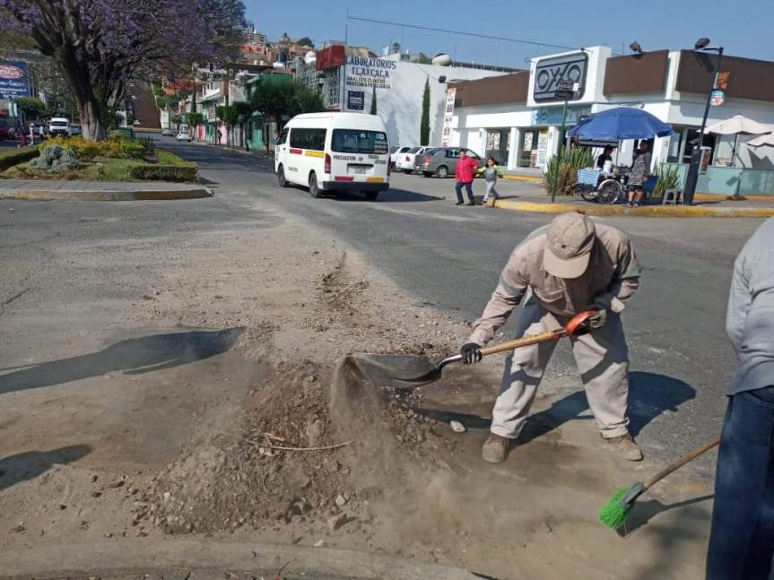 Continúan Servicios Públicos con limpieza en calles y avenidas de la capital